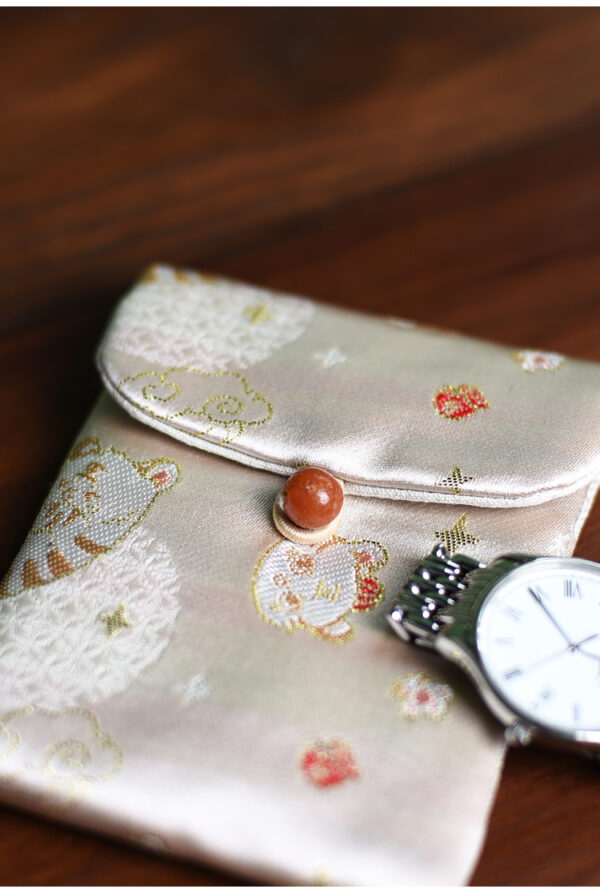 Hand-Embroidered Jewelry Pouch—A Touch of Serenity